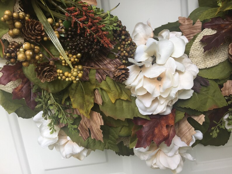 Sale! White Sunflower /& Hydrangea Accented with Brown and Green Wreath