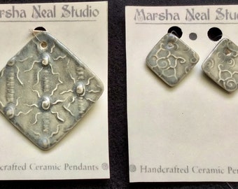 Destash Marsha Neal Porcelain Pendant/Earrings Set A