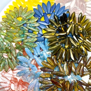 Destash Dagger-shaped Glass Bead Strands, 16mm x 5mm - Pick 7