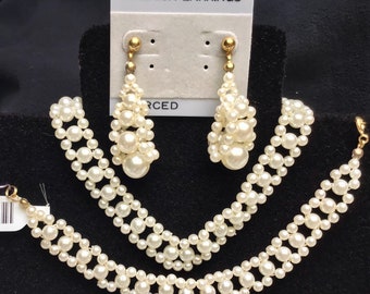 Destash Vintage Faux Pearl Jewelry Set