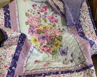 Handmade quilt _Purple & pink floral throw -cottage décor -spring flowers in pale purple and soft pinks -Minky backing, 40" by 59"