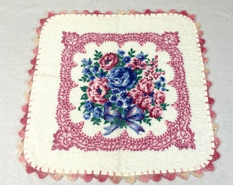 Vintage Wash Cloth Bath Towel Embroidered Floral Pink Cottagecore Coquette Bows