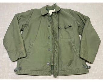 Vintage Military Jacket A-2 Vietnam Era 1967 Intermediate Cold Size Large Coat