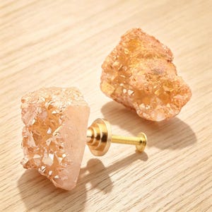 Champagner Kristall Geode Knäufe Rohquarz Druzy Schubladengriffe für Schränke Messing Schrankgriffe Boho Decor Geschenk für Kristallliebhaber 1er Set
