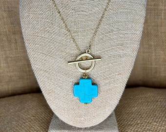 Turquoise Cross Toggle Necklace: Gold Chain