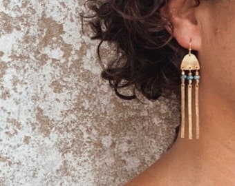 SINUM Dangling Brass Earrings