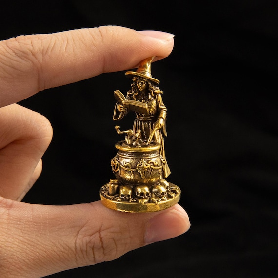 Vintage Brass Witch Figurine, Solid Brass Witch Statue, Halloween Witchy Décor, Brass Sculpture, Miniature Witch Gift Idea, Witchcraft Décor