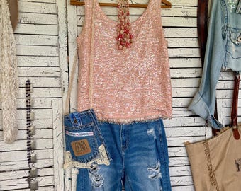Suéter vintage rosa con lentejuelas y cuentas