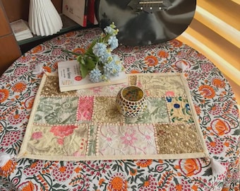 Juego de manteles individuales de patchwork hechos a mano, tela vintage bordada, algodón indio.
