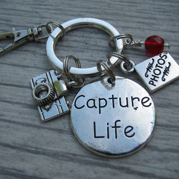 Personalized Photograper Keychain, Photo Zipper Pull, Capture Life Customized Accessory, Camera Keychain Lanyard, Photography Gift