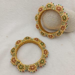 Gold Pearl Emerald Rajwadi Kada, indiska bröllop Kundan brudarmband