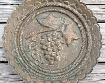 Bandeja colgante de pared vintage de cobre macizo martillado con diseño de uvas, decoración de viñedo toscano, 30 cm (12 pulgadas)