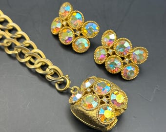 Conjunto vintage de collar y pendientes de clip Stanley Aurora Borealis, firmado, con cristales AB en tono dorado, joyería estilo Hollywood Regency.
