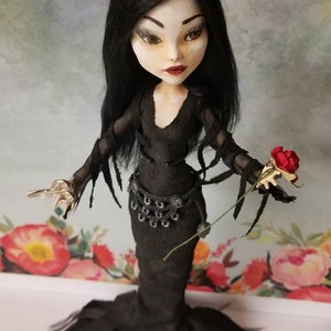 One Of a Kind Monster High Remake Doll, Gothic Temptress Doll image 2