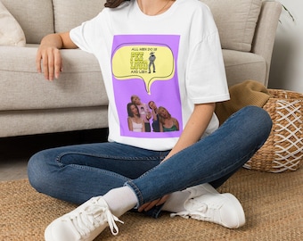 Camiseta "Todos los hombres hacen pis fuerte y mienten" / Camiseta gráfica atrevida, estética de la cultura pop Y2K, ropa divertida y cómica, regalo para ella, estilo urbano llamativo.