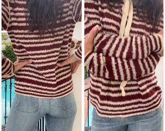 70s Striped Adorable Knit Sweater Pullover brown & white  S M