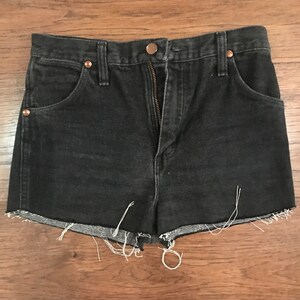 Vintage 70s High Waist Wrangler Jean Shorts Denim Cut offs Black Denim XS-S image 3