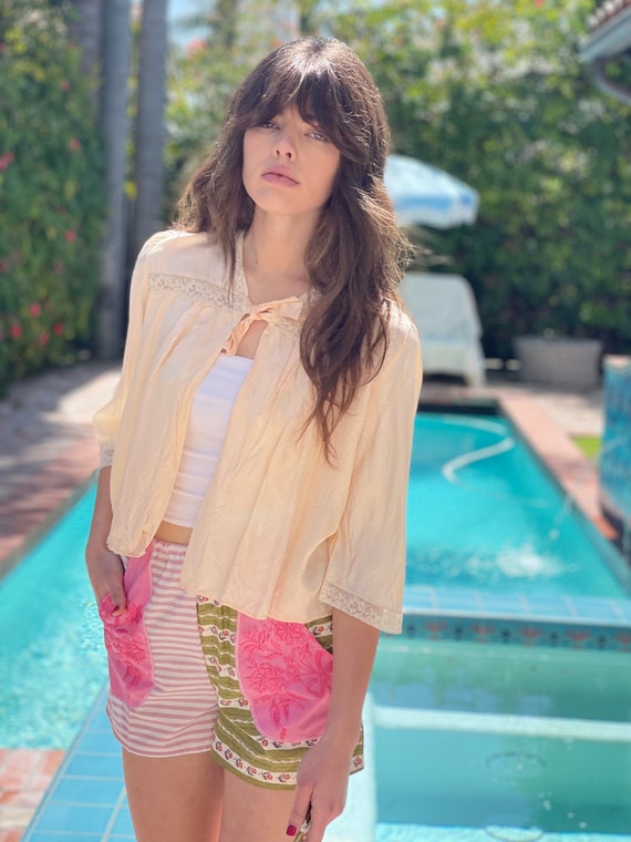 Handmade patchwork Cottage Core Charmimg shorts w… - image 9