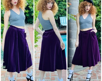 70s designer purple velvet skirt by Jaeger pockets high waist S M