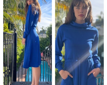 Cozy Stunning 80s Royal Blue Sweater Dress Turtleneck pockets M L