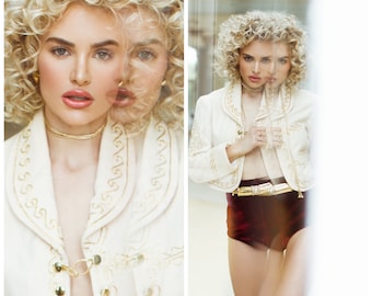 Vintage 70s Crop Jacket Caplet Bolero Cream white &  Gold XS S M Cropped