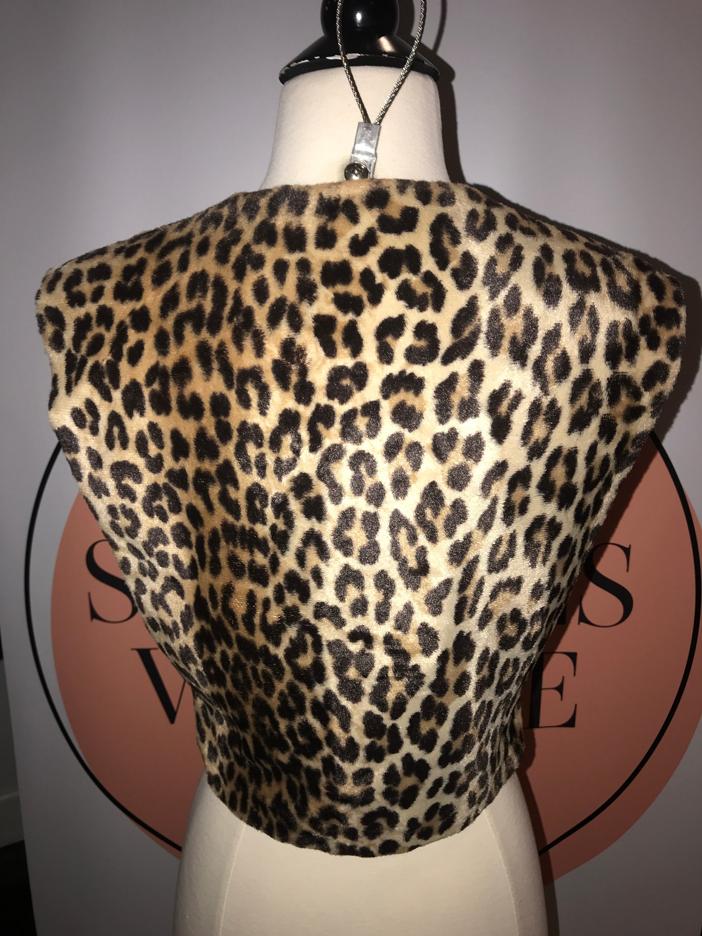 Vintage 70s Pristine Animal Print Leopard Vest-gold Buttons