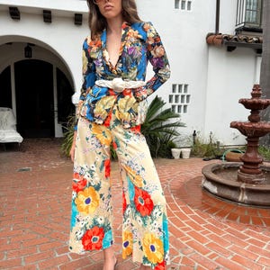 60s 70s Skinky Wide Leg Bell Bottom Flares Pants High Waist Bold Floral Print