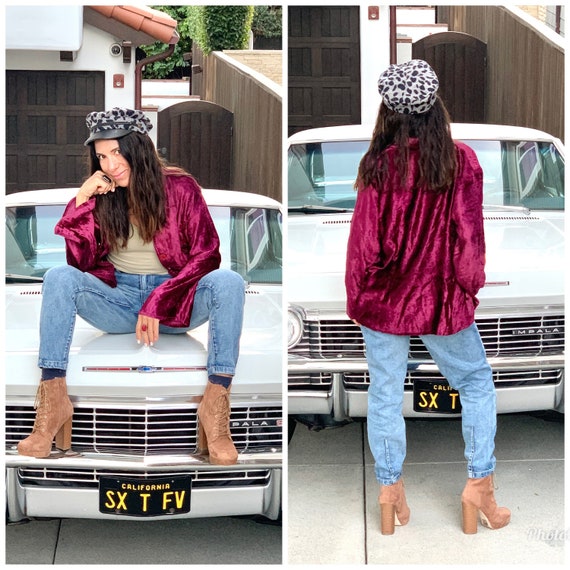 80s maroon velvet embroidered Bell sleeve jacket t