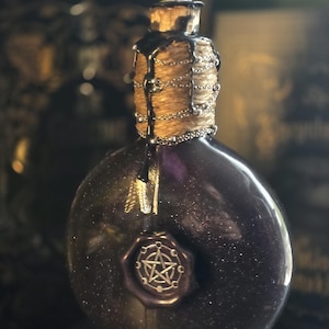 Witching Hour Potion - decorative potion Halloween