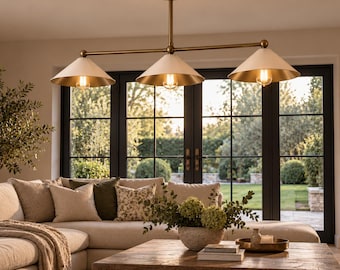 Ręcznie wykonany mosiężny żyrandol liniowy z trzema źródłami światła, wiszący w stylu Mid-Century Modern (szerokość 42 cali)