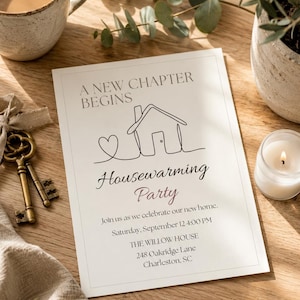 Może przedstawiać: Prostokątne zaproszenie na parapetówkę z rysunkiem liniowym domu i serca oraz tekstem A NEW CHAPTER BEGINS, Housewarming Party, Join us as we celebrate our new home, Saturday, September 12 4:00 PM, THE WILLOW HOUSE, 248 Oakridge Lane, Charleston, SC.