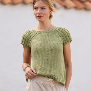 Knitted Raglan Top Pattern PDF – Top Down Ribbed Tank Top in Paris Yarn (S–XXXL)