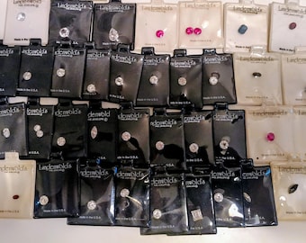 Lindenwold fine jewelry lab created cubic zerconia lot of 36 various sizes and types.