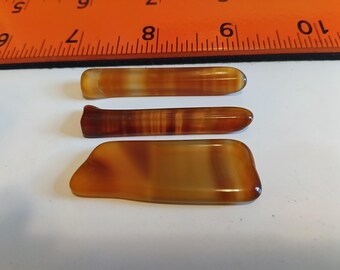 Orange banded agates for your pendant making.
