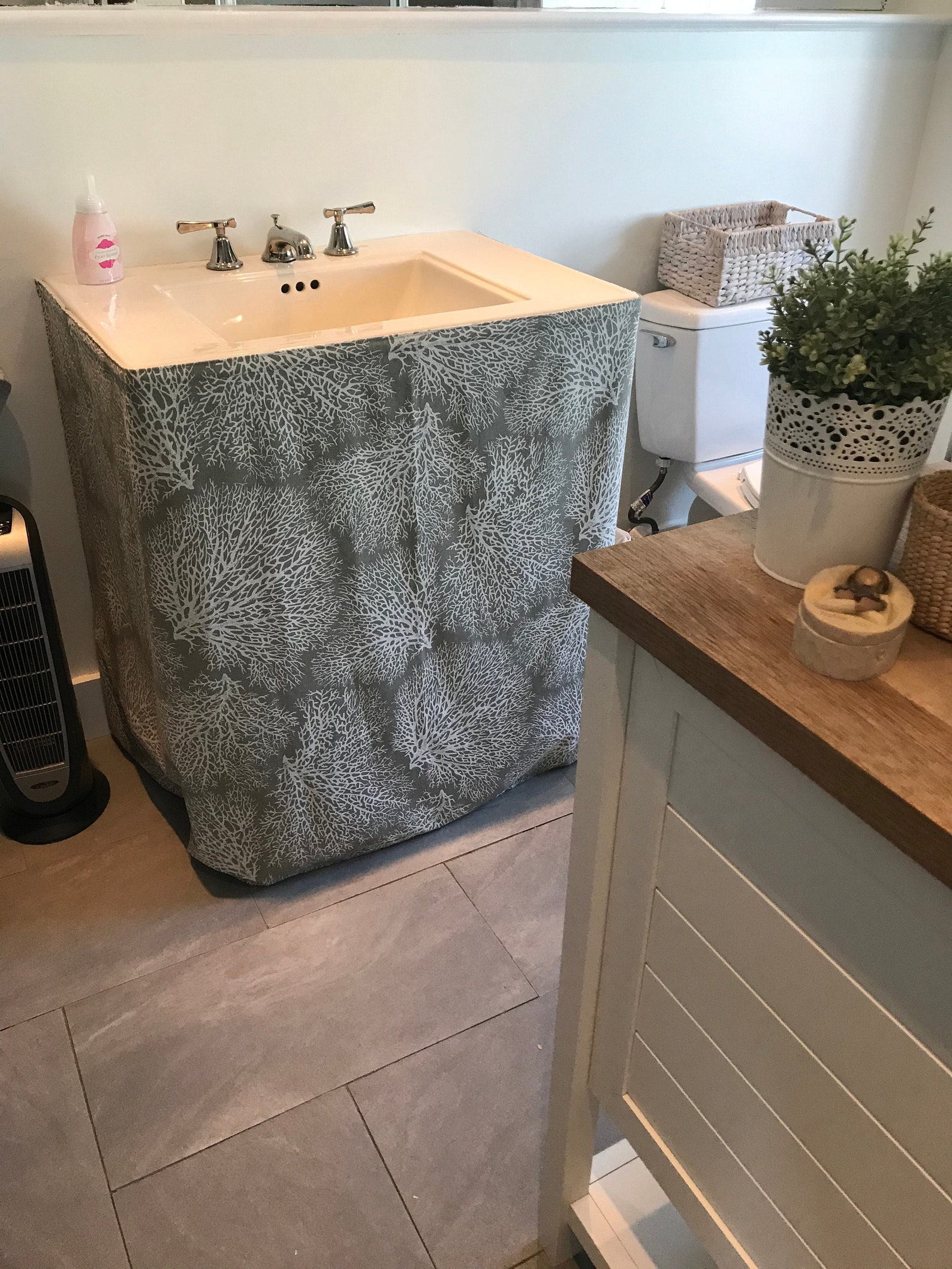 Pedestal Sink Skirt / Sink Curtain Skirt / Bathroom Sink Skirt Etsy UK