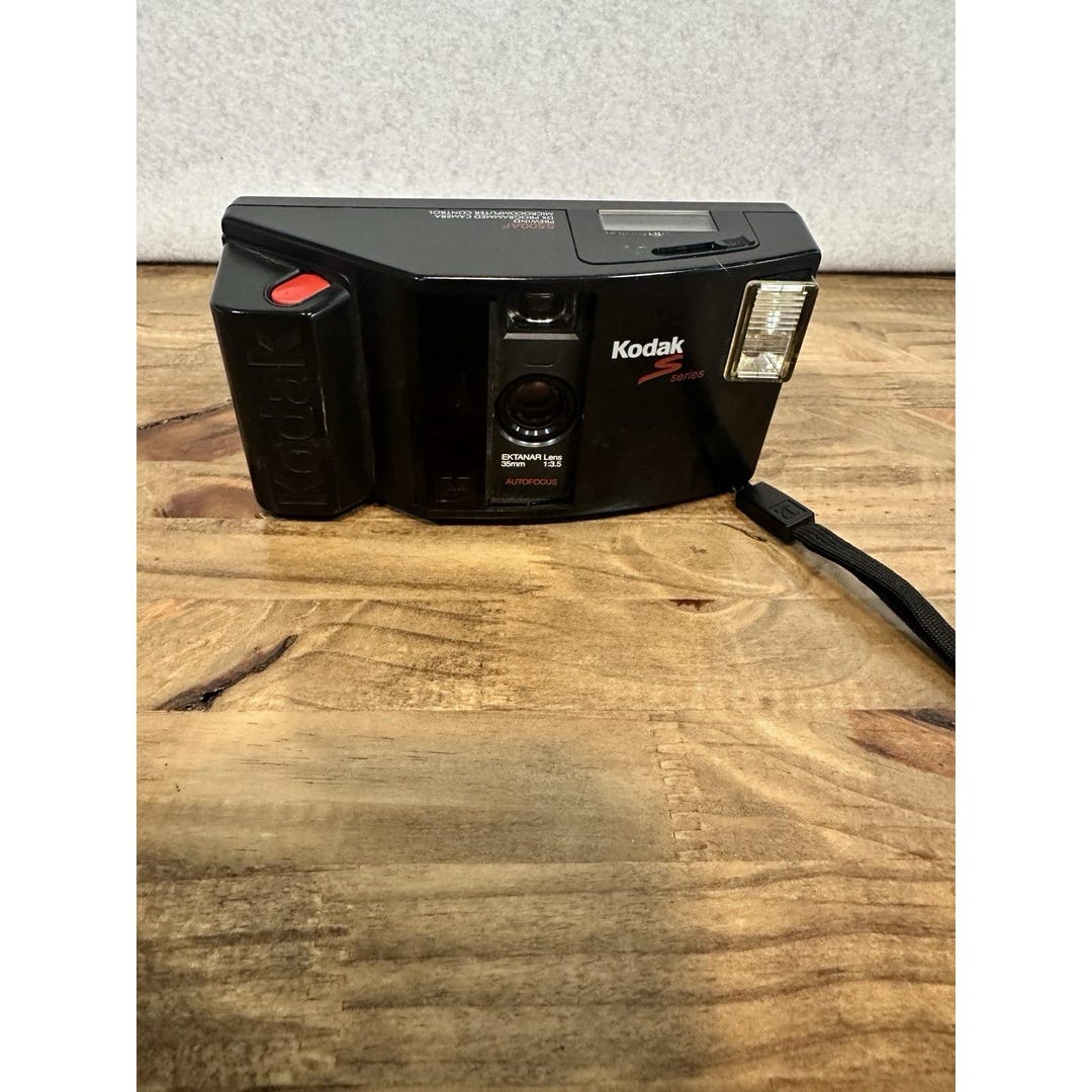 Appareil Photo Jetable KODAK CAMEO 35mm – Objectif EKTANAR – Testé OK