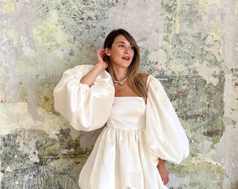 Puff Sleeves Reception Short Wedding Dress – Satin Mini Bridal Gown with Bubble Skirt