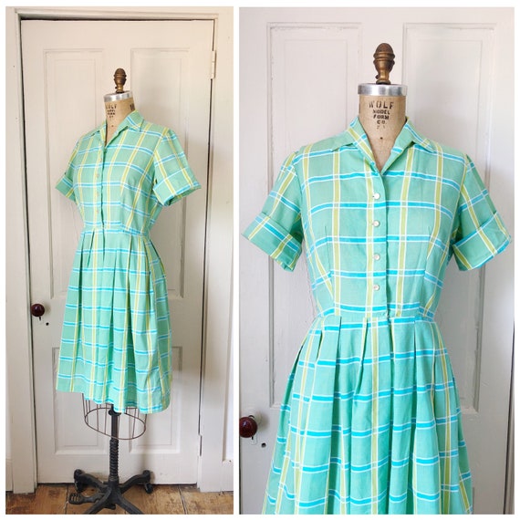 Cottage By the Sea 1950s Mint Green/ White/Aqua/Ch
