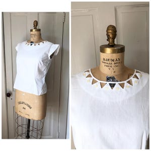 The Cottage Gate 1950s White Cotton Blouse with Cut Out/Button Details/Size Medium