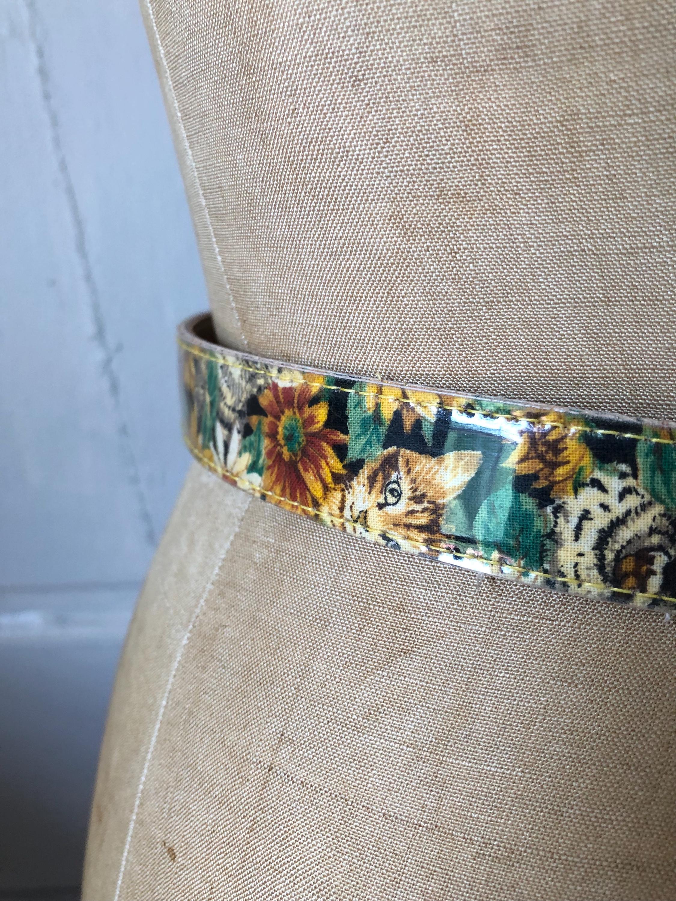 1990s Cottage Flower Power Daisy Belts Calling all flower children??? We all love a vintage  main image 3