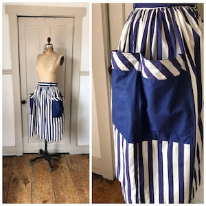The Yacht Club 1950s Blue & White Stripe Skirt with Large Pocket Details/Size XXS/22” Waist
