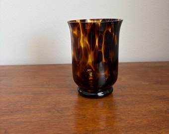 Vaso in vetro tartarugato / Piccolo vaso svasato color ambra con base / Vaso soffiato a mano / Centrotavola moderno in stile boho per l'arredamento di casa