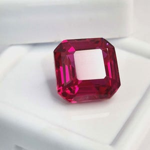 Zertifizierte Natürliche Rosa Rubin 7-9 Ct Mosambik Asscher Cut Edelstein für die Schmuckherstellung