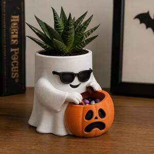 Cool Ghost With Sunglasses 3D Printed Planter Pot, Funny Succulent Holder, Hand Painted Halloween Home Decor