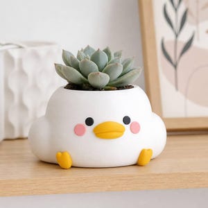 Little Cloud Duck 3D Printed Planter, Whimsical Hand-Painted Succulent Pot, Unique Desk Plant Holder
