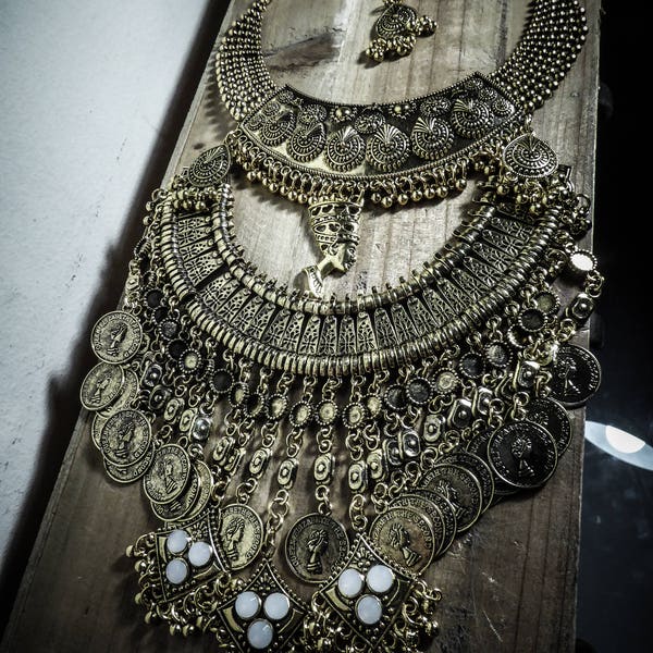 Pharaon boho chic gold bib necklace