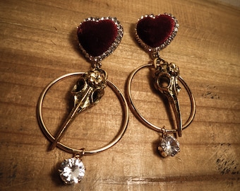 Red Velvet Heart Skullbird golden earrings