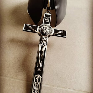 Halskette Halsband schwarzes Leder großes Kreuz Egypt Lotte