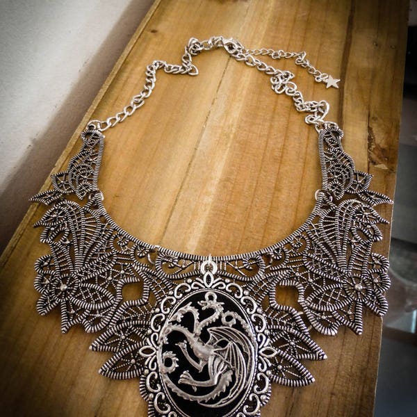 Daenerys Targaryen Khaleesi Madre de Dragones Juego de Tronos collar babero de encaje plateado steampunk