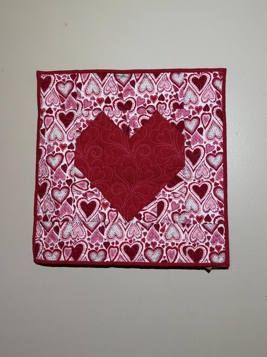 Handmade Quilted Heart Wall Hanging | Farmhouse Valentine's Decor - Etsy